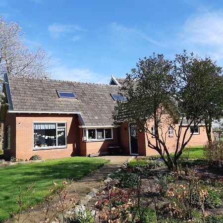 Bed & Breakfast “ Gastvrij Onthaal “ Een-West Esterno foto
