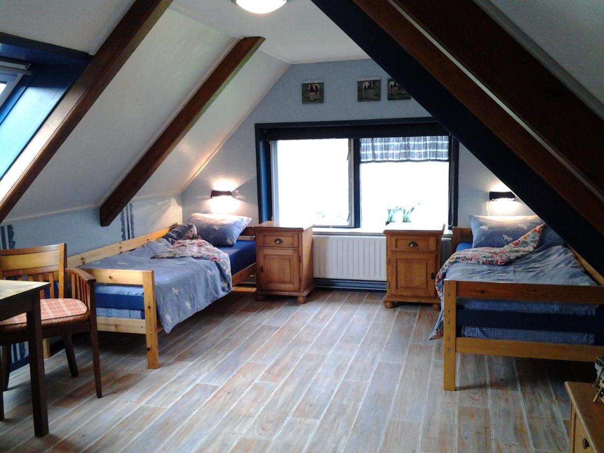 Bed & Breakfast “ Gastvrij Onthaal “ Een-West Esterno foto
