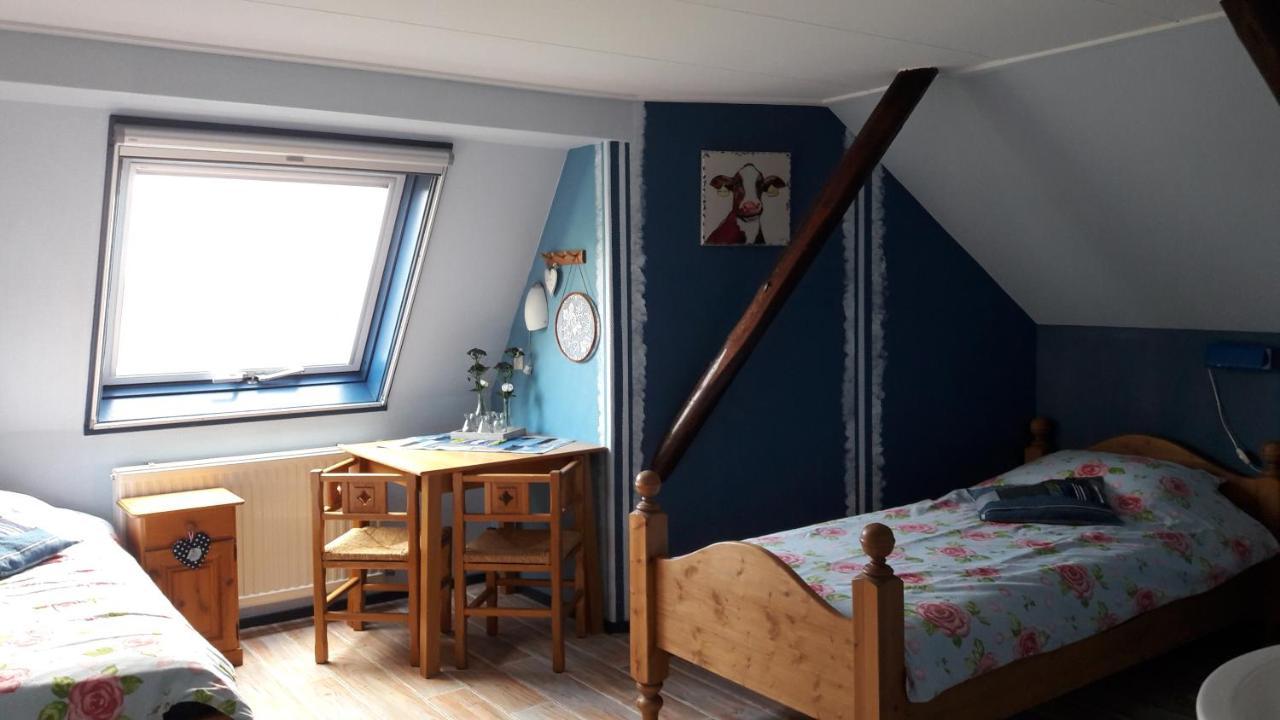 Bed & Breakfast “ Gastvrij Onthaal “ Een-West Esterno foto
