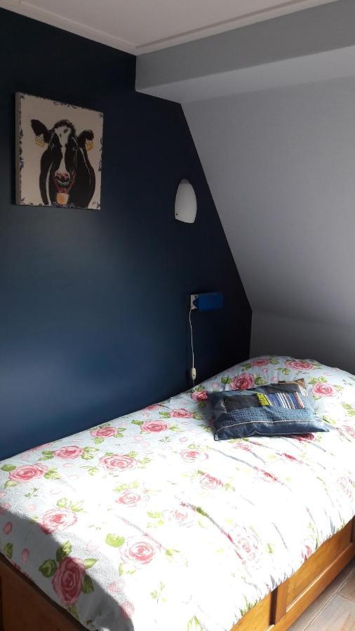 Bed & Breakfast “ Gastvrij Onthaal “ Een-West Esterno foto